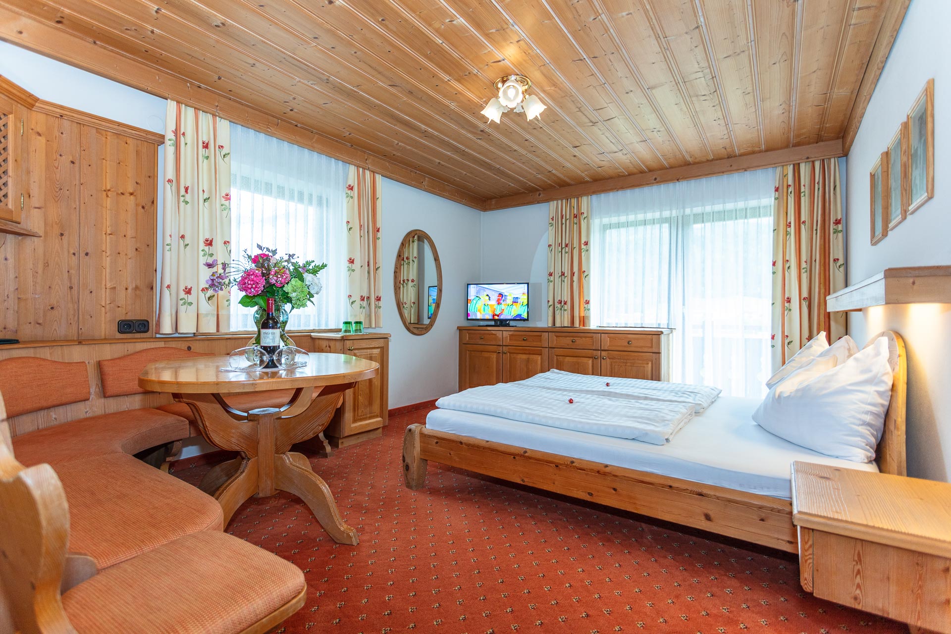 Zimmer und Unterkünfte im Landhotel Rohregger Neukirchen